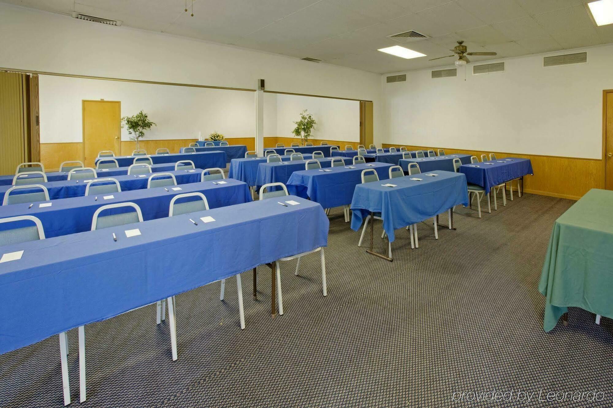 Hotel Oyo Lindale