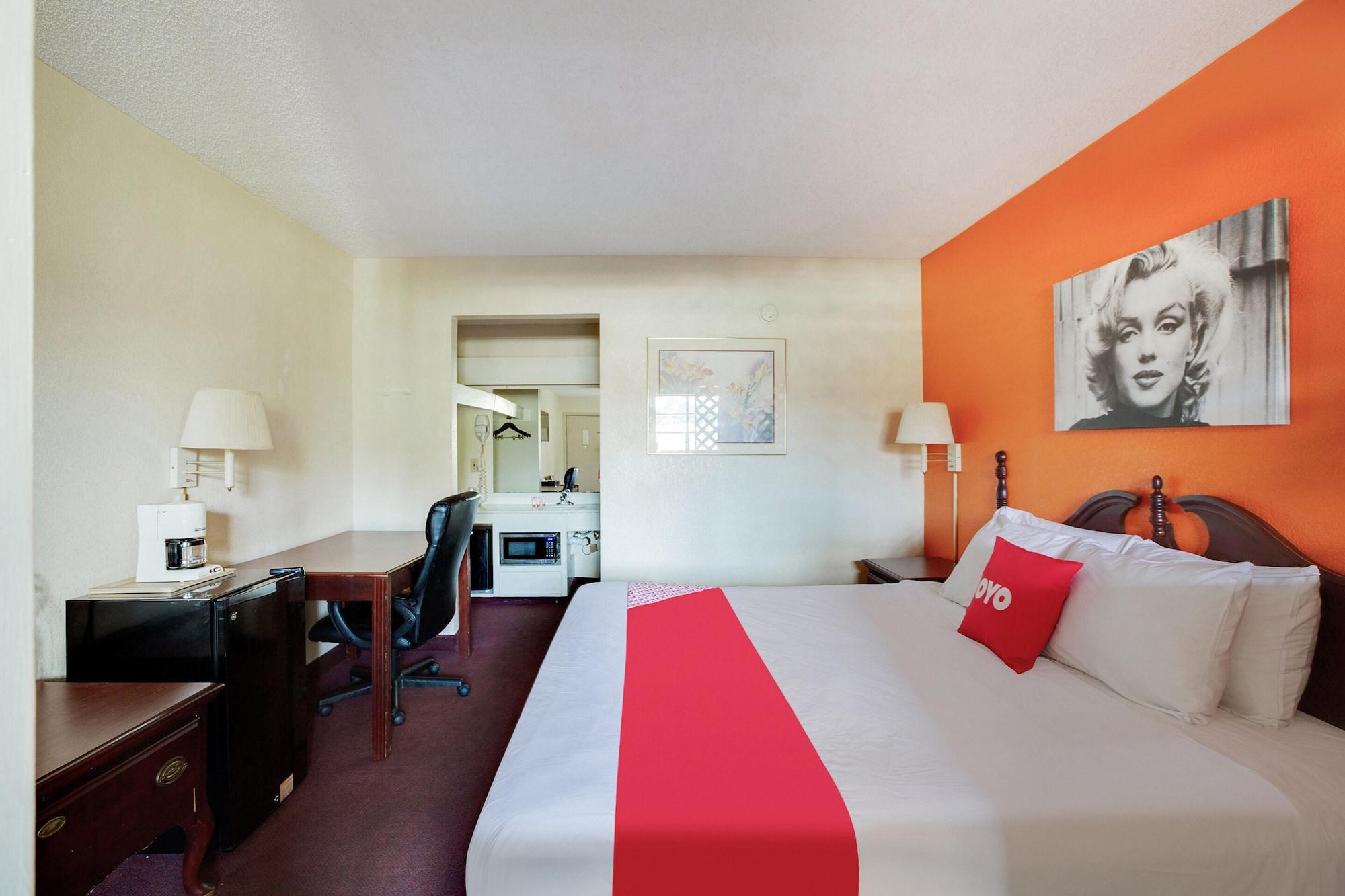 Hotel Oyo Lindale Tyler