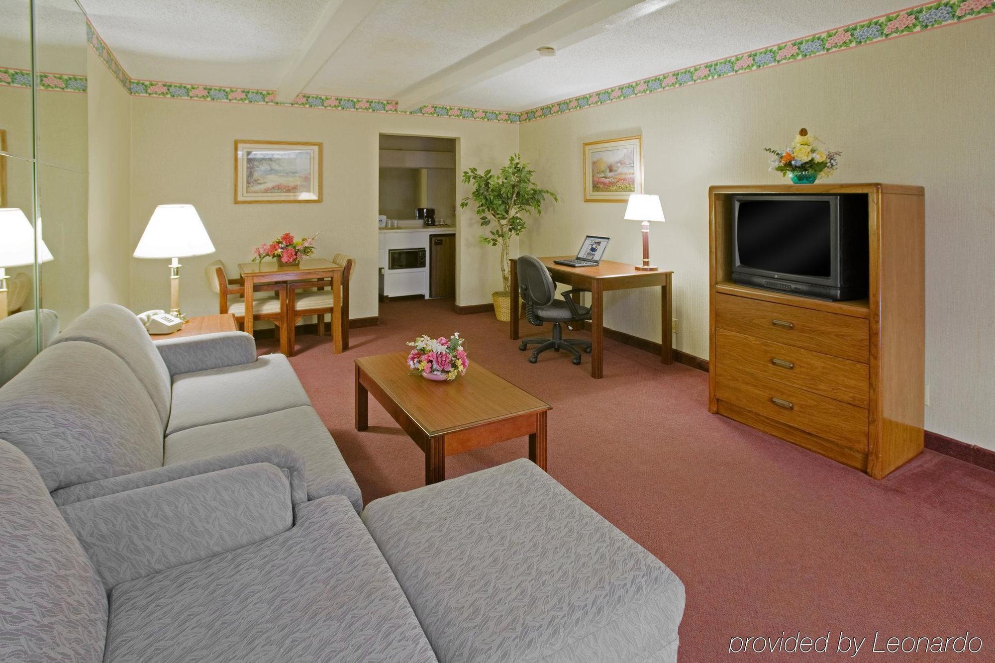 Hotel Oyo Lindale 2*